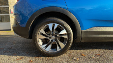 Vauxhall Grandland X 1.2 Turbo SRi Nav 5dr Auto Petrol Hatchback